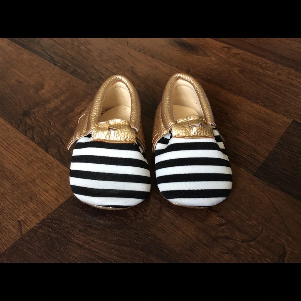 Baby girl moccasins 0-6 months stripes gold crib shoes pictures